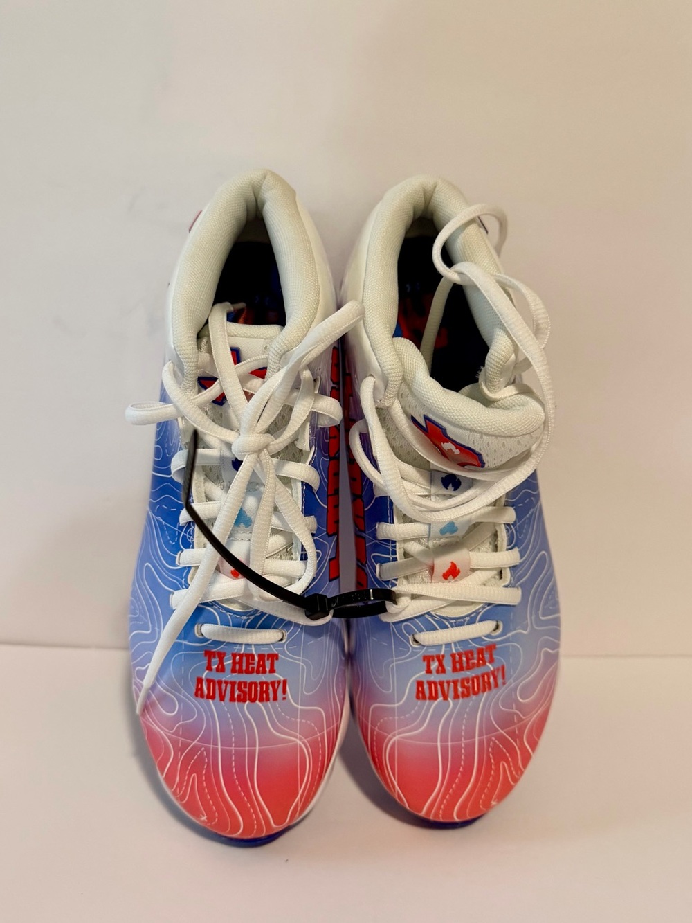 Under Armour Spotlight RM Texas Heat Advisory Football Cleats Size 5.5Y
